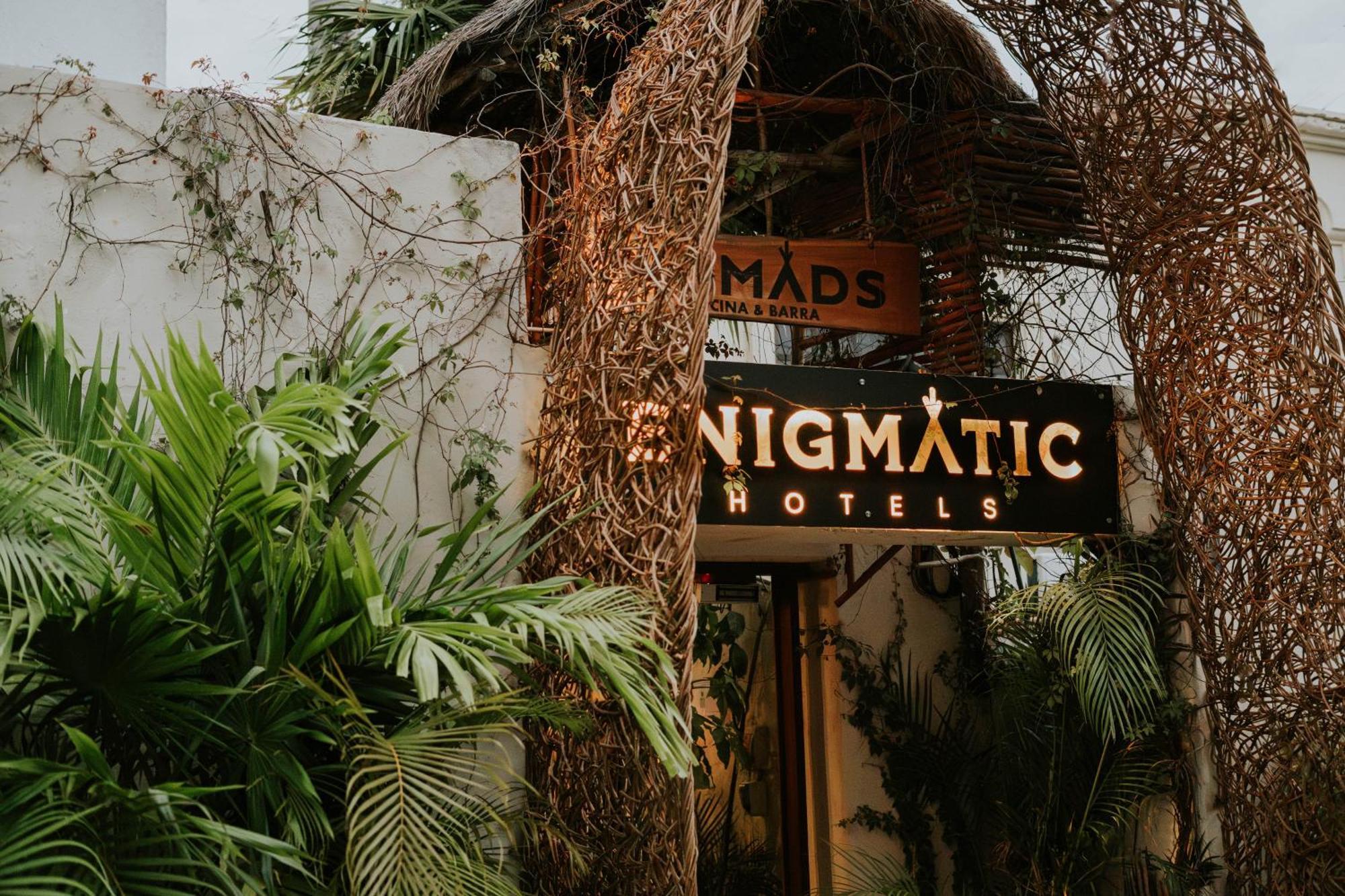 Enigmatic Hotel Experience Cancún Esterno foto